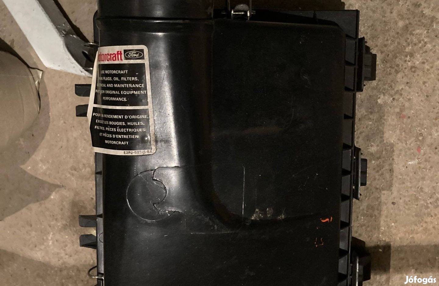 Ford Mustang GT légszűrőház E8SE-9A612-DA