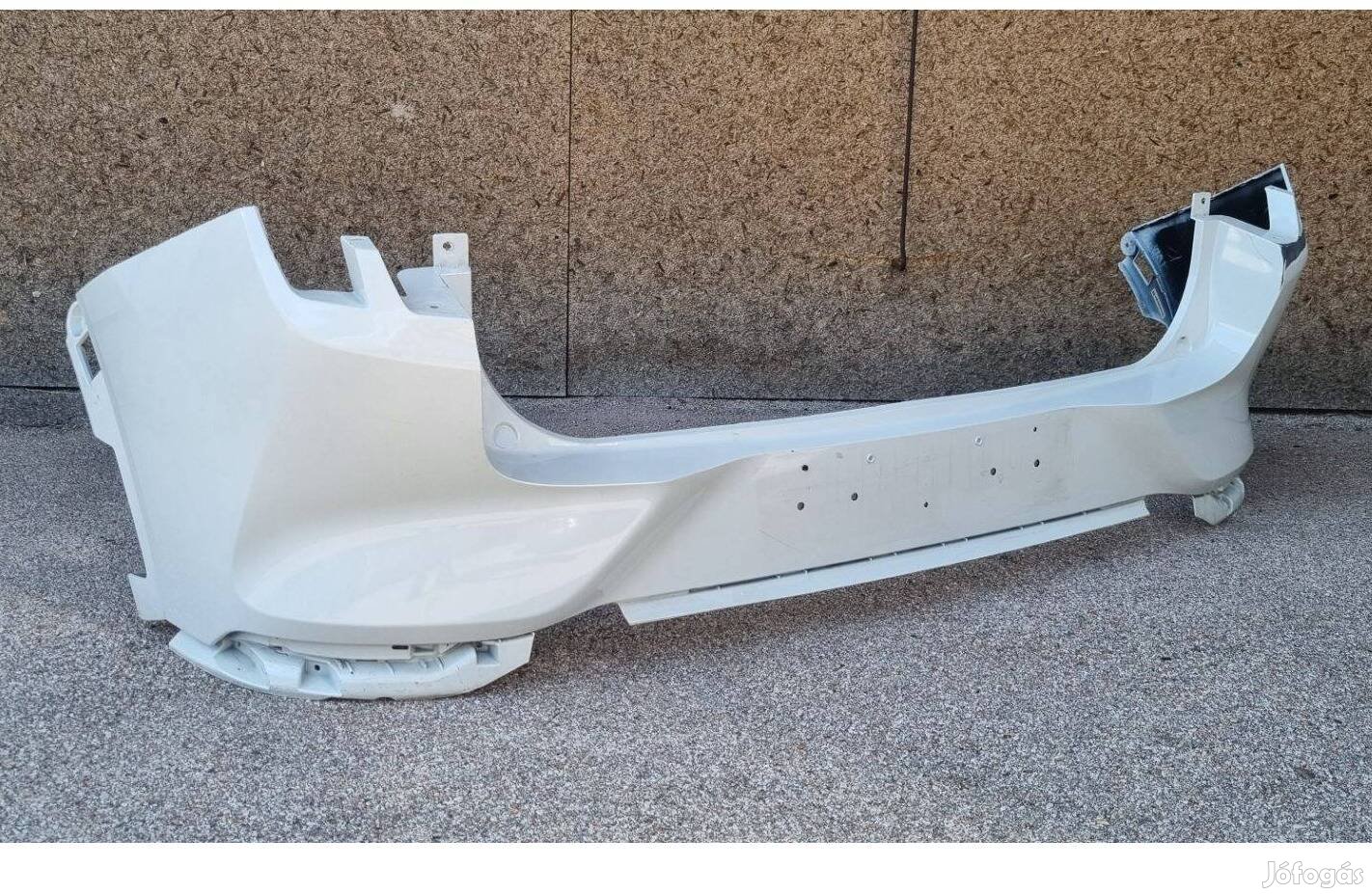 Ford Mustang Mach-E 2020- Hátsó lökhárító