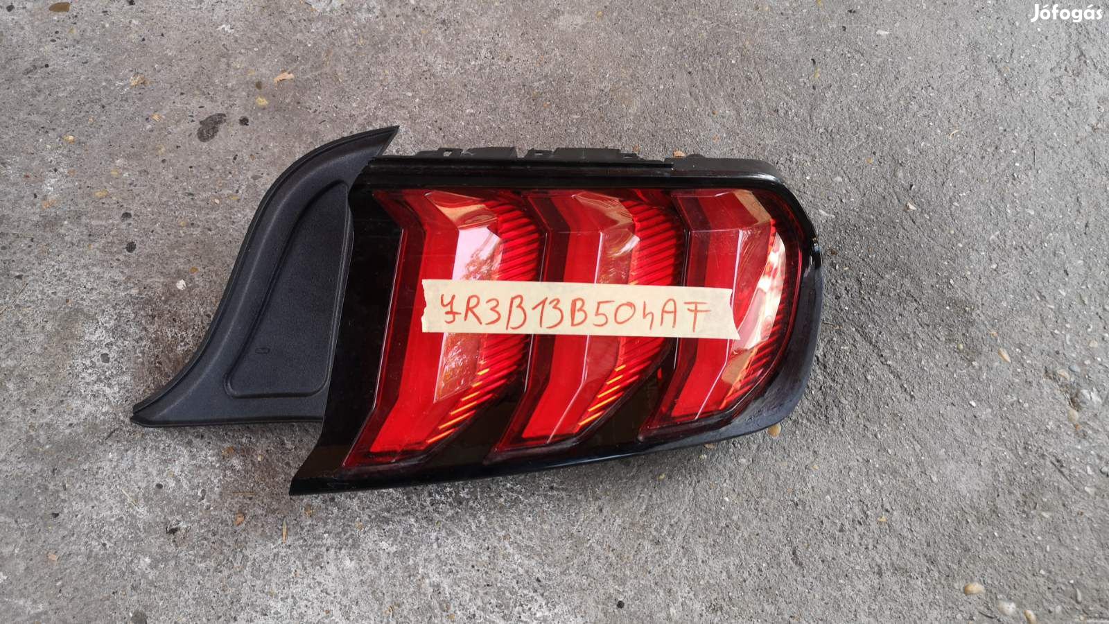 Ford Mustang coupe 2018 jobb hátsó lámpa JR3B13B504AF eladó