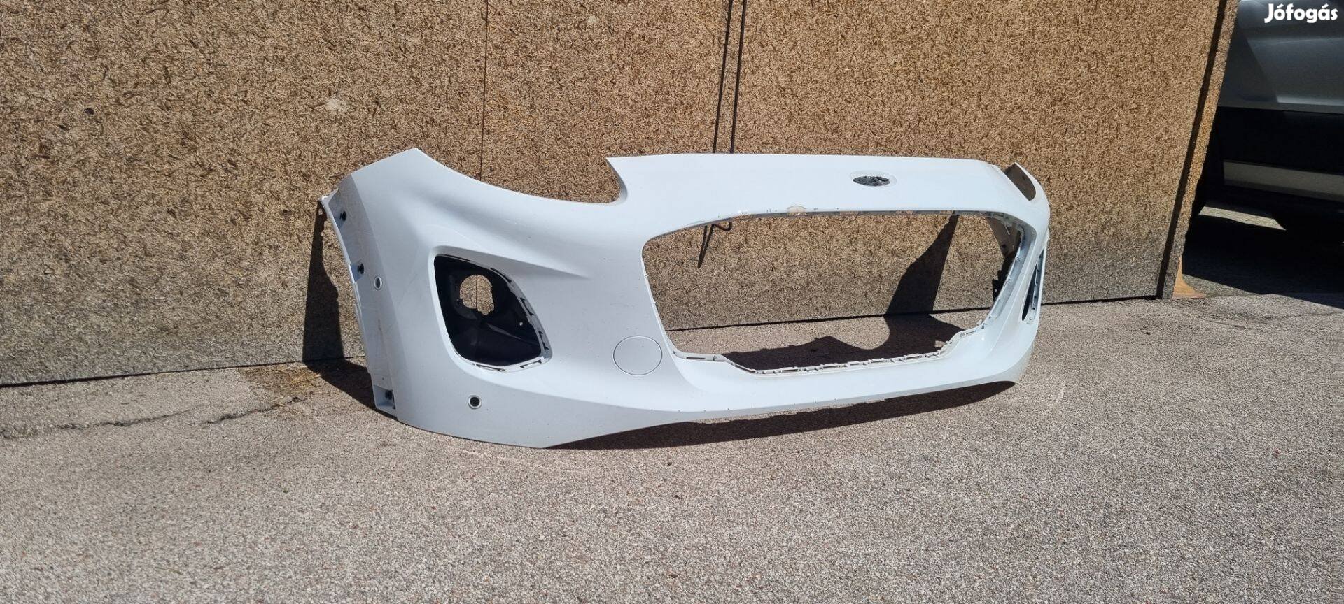 Ford Puma 2020- Első lökhárító ( 6 radaros )