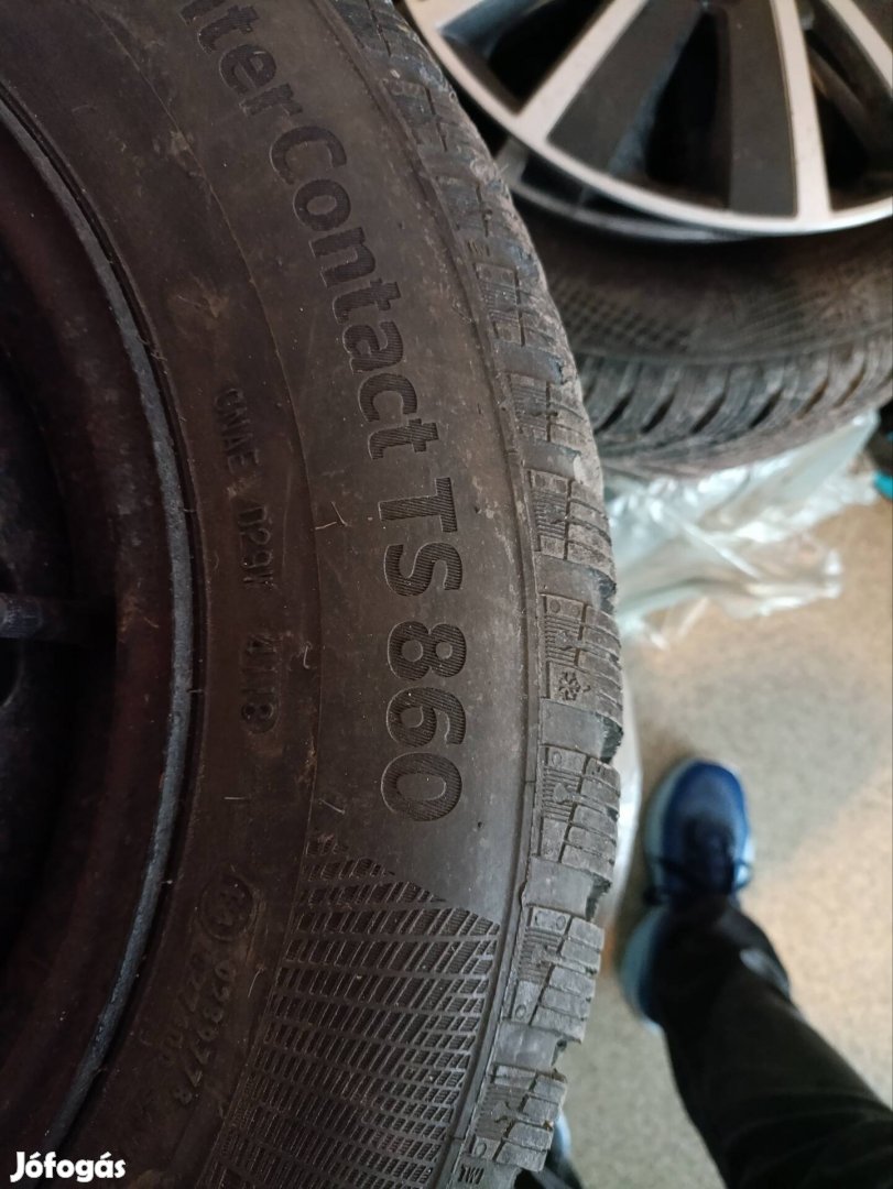 Ford R15 acélfelni 5x108 + téligumi + dísztárcsa