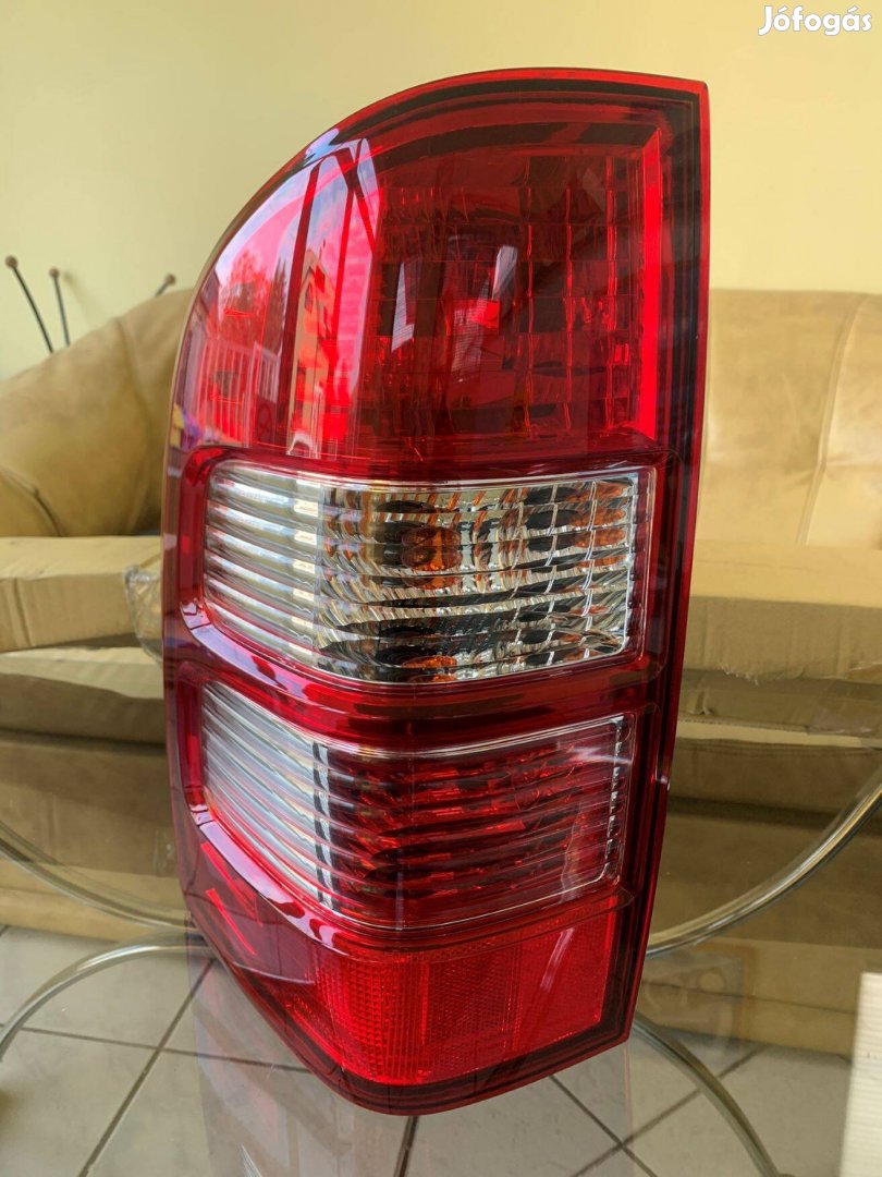 Ford Ranger 2006-2009 alkatrészek, új hátsó lámpa. Bal és jobb