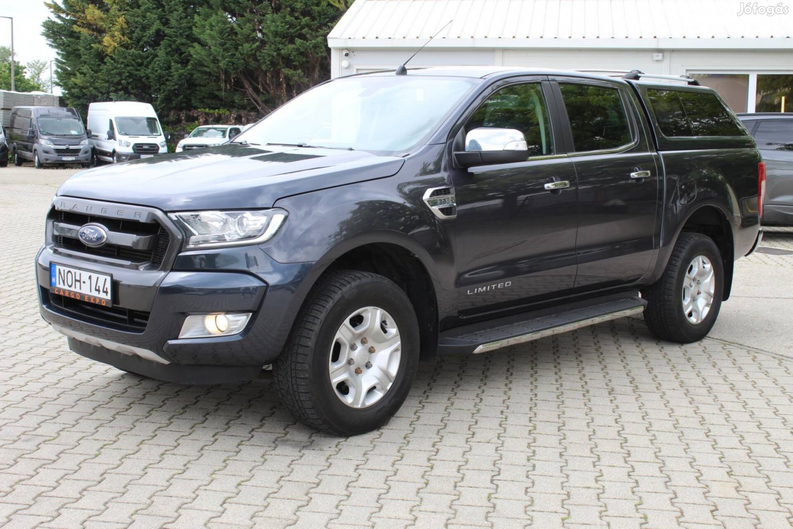 Ford Ranger 3.2 TDCi 4x4 Limited Manuál Váltó/...