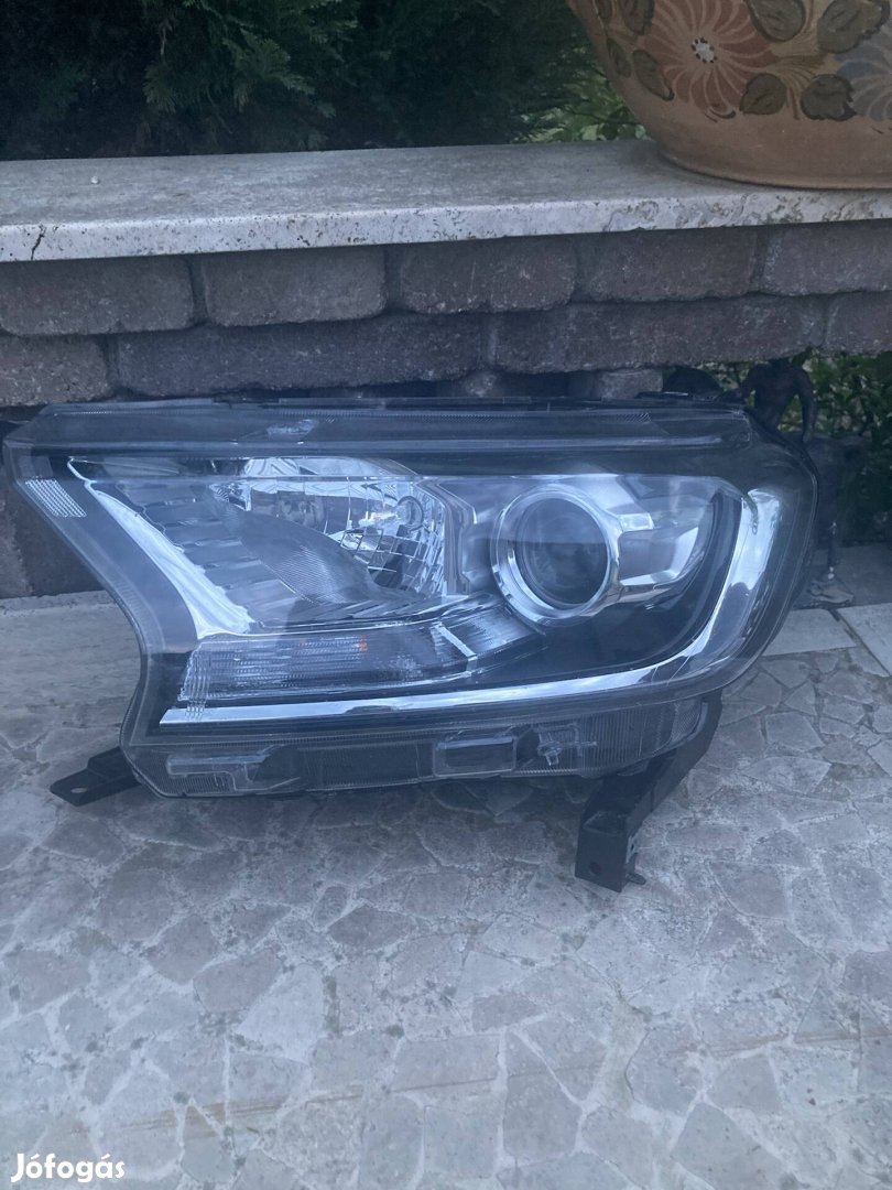 Ford Ranger bal oldali fényszóró (2017-  )