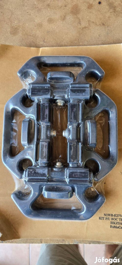 Ford Ranger csomagtartó rögzítő