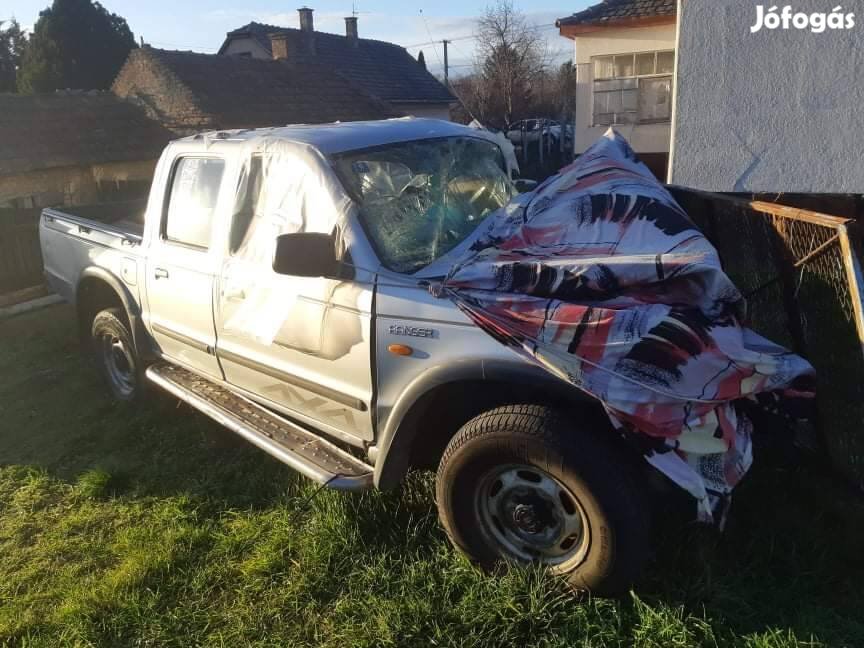 Ford Ranger és Mazda B2500 bontott alkatrészek eladók.