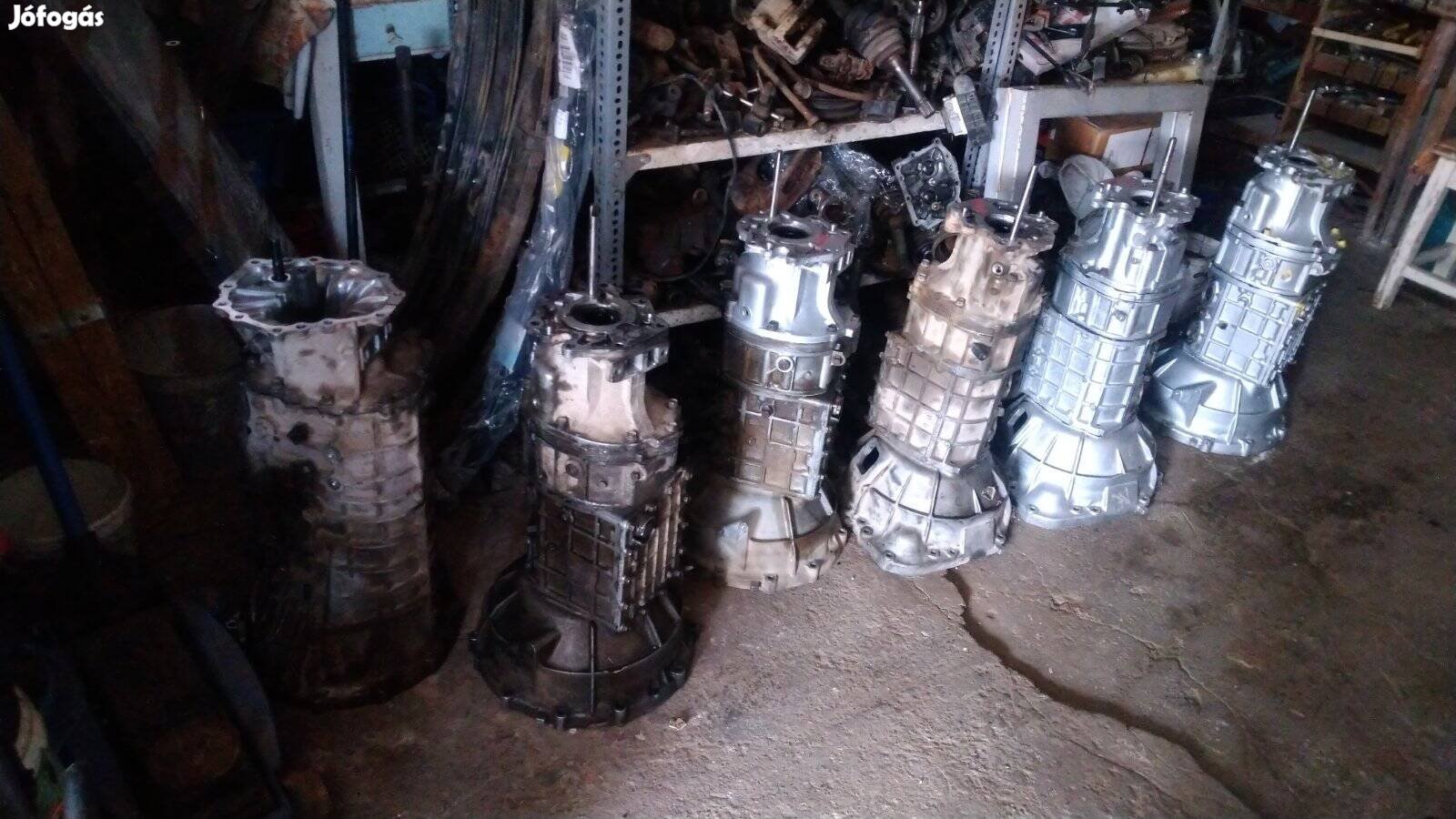 Ford Ranger és Mazda B2500 bontott váltó eladó beépítési garanciával. 