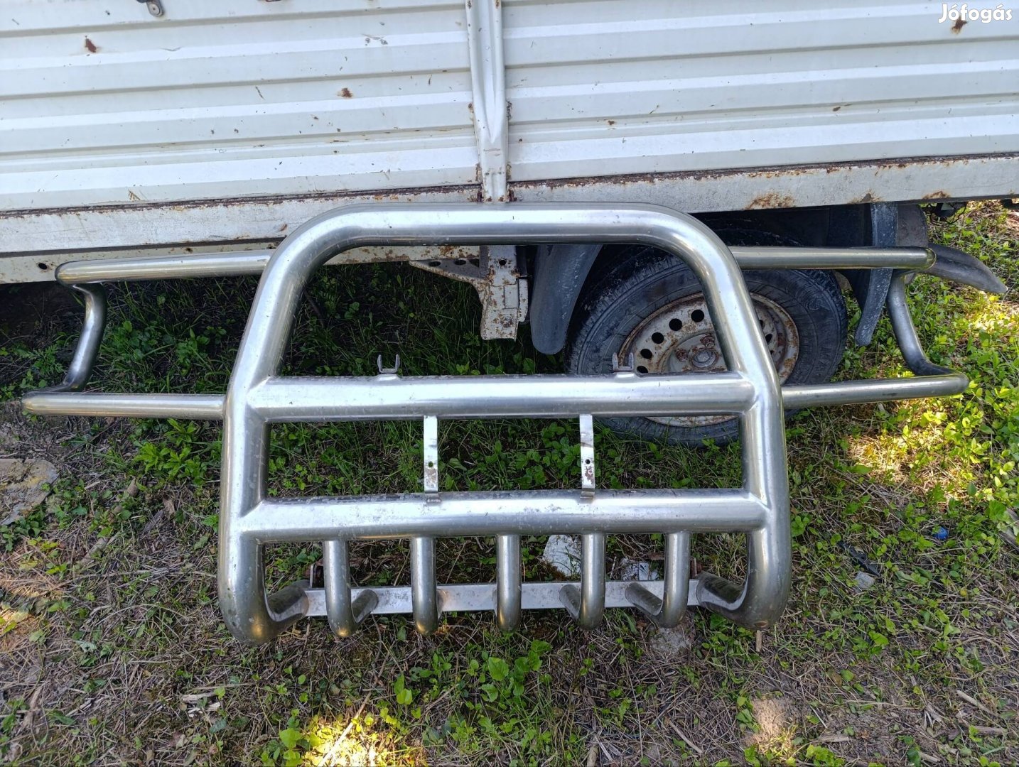 Ford Ranger és Mazda B2500 első galytörő.