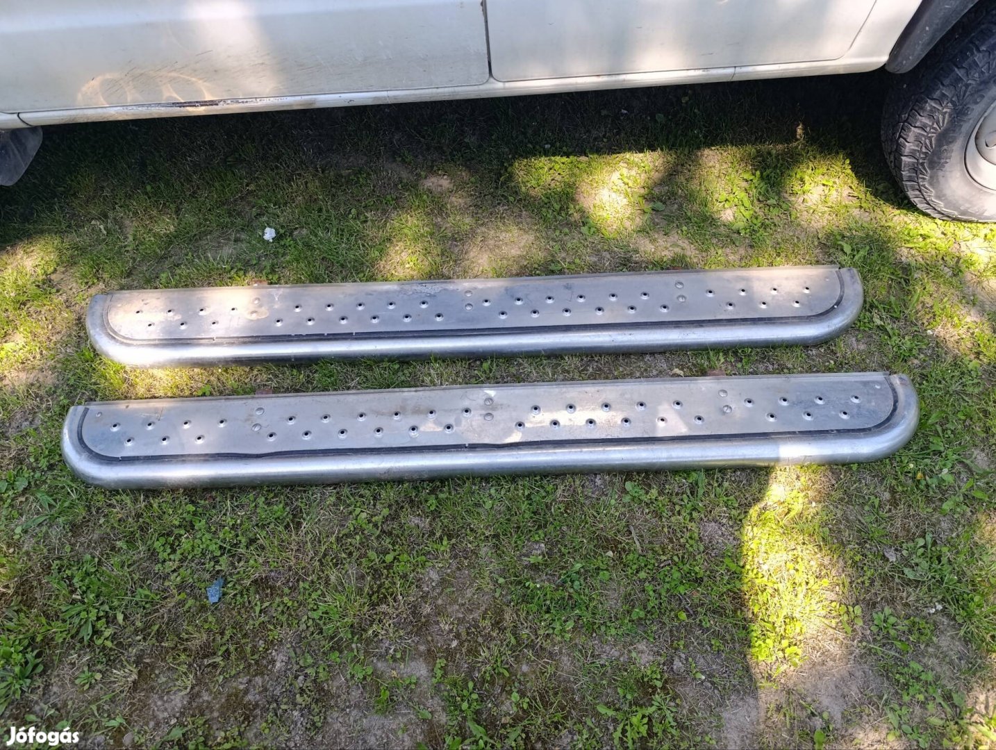 Ford Ranger és Mazda B2500 küszöb fellépő.