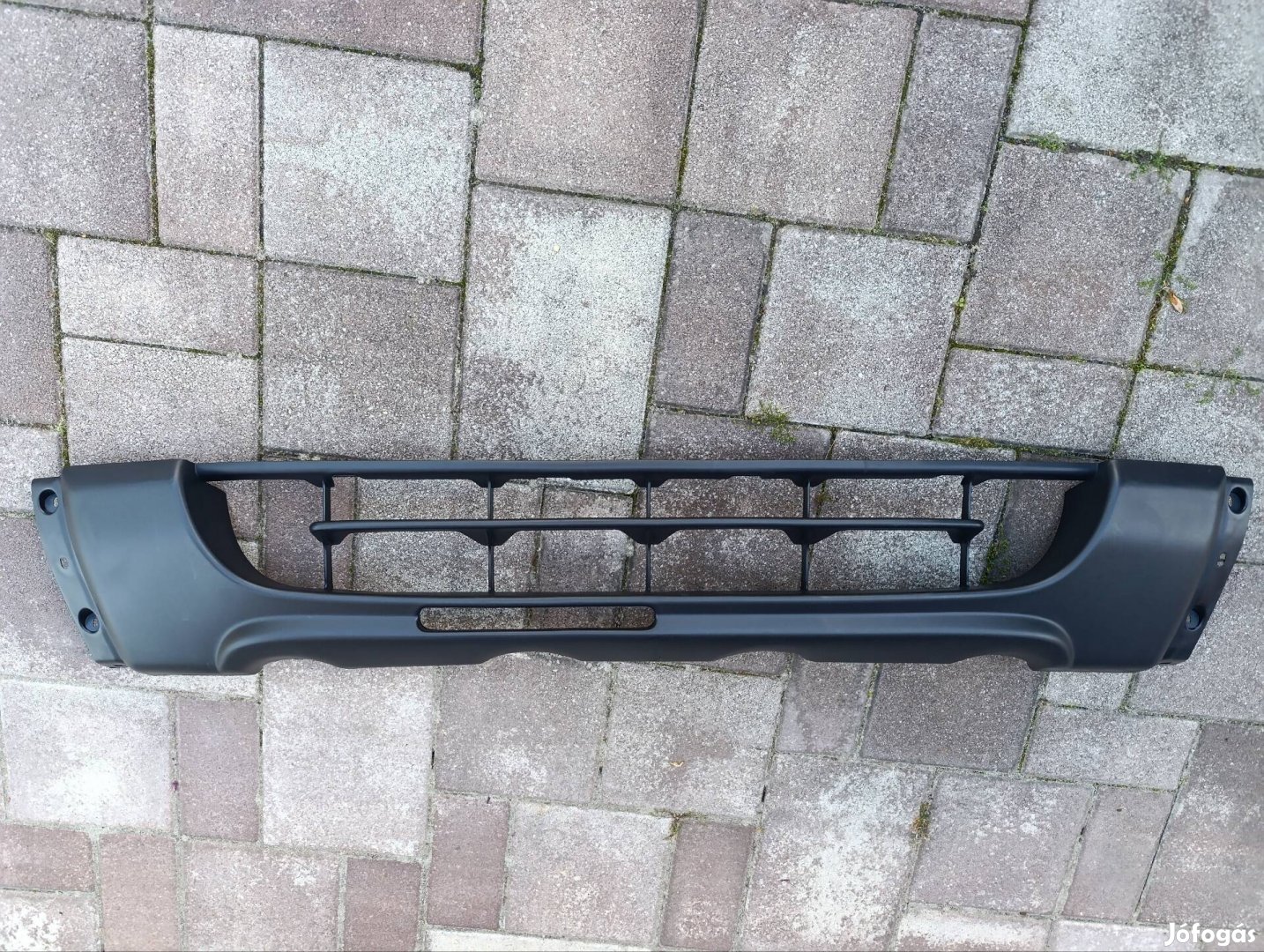 Ford Ranger és Mazda B2500 vadonatúj lökhárító műanyag részek. 