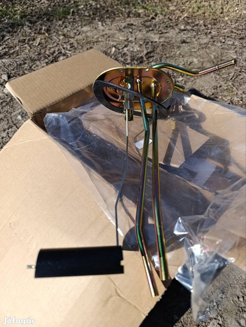 Ford Ranger és Mazda Bt-50 B2500 vadonatúj tank műszer üzemanyag 