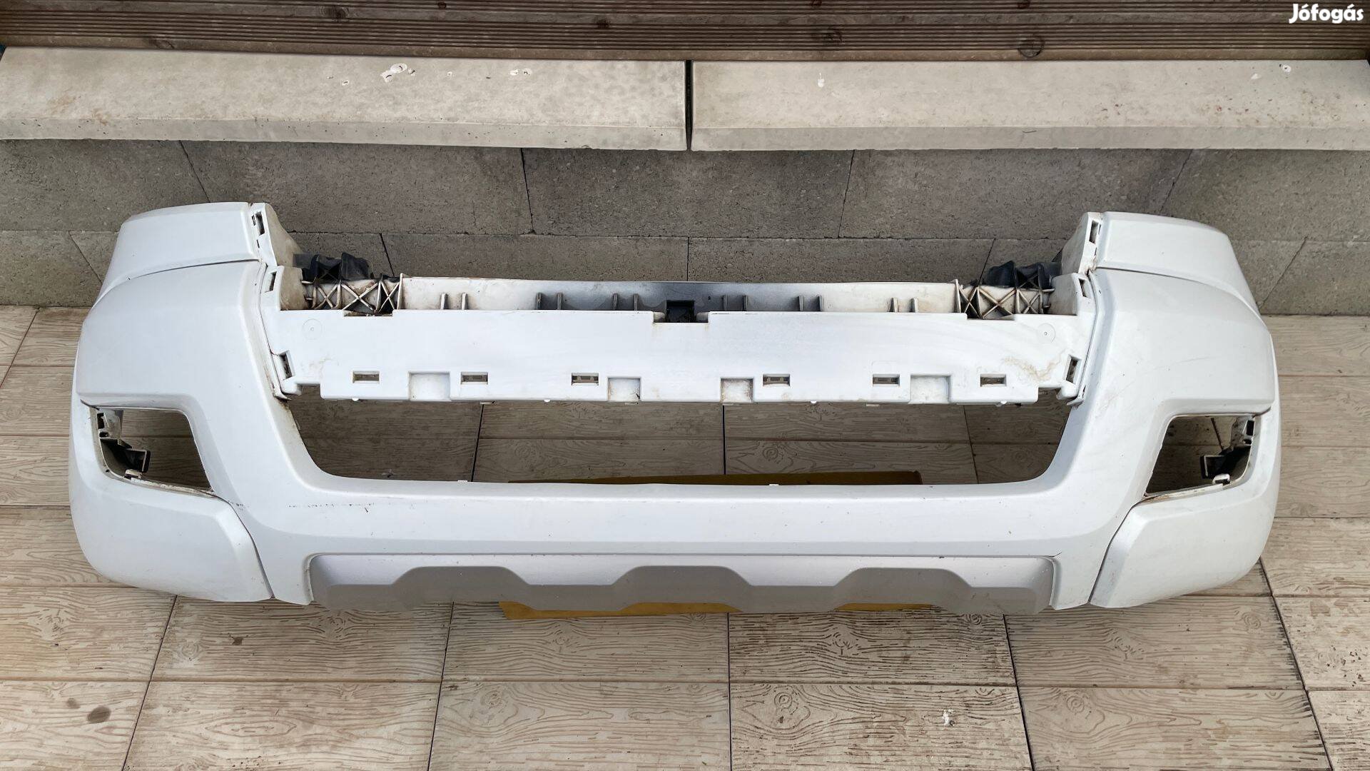 Ford Ranger gyári első lökhárító EB3B-17C831-E EB3B17C831E