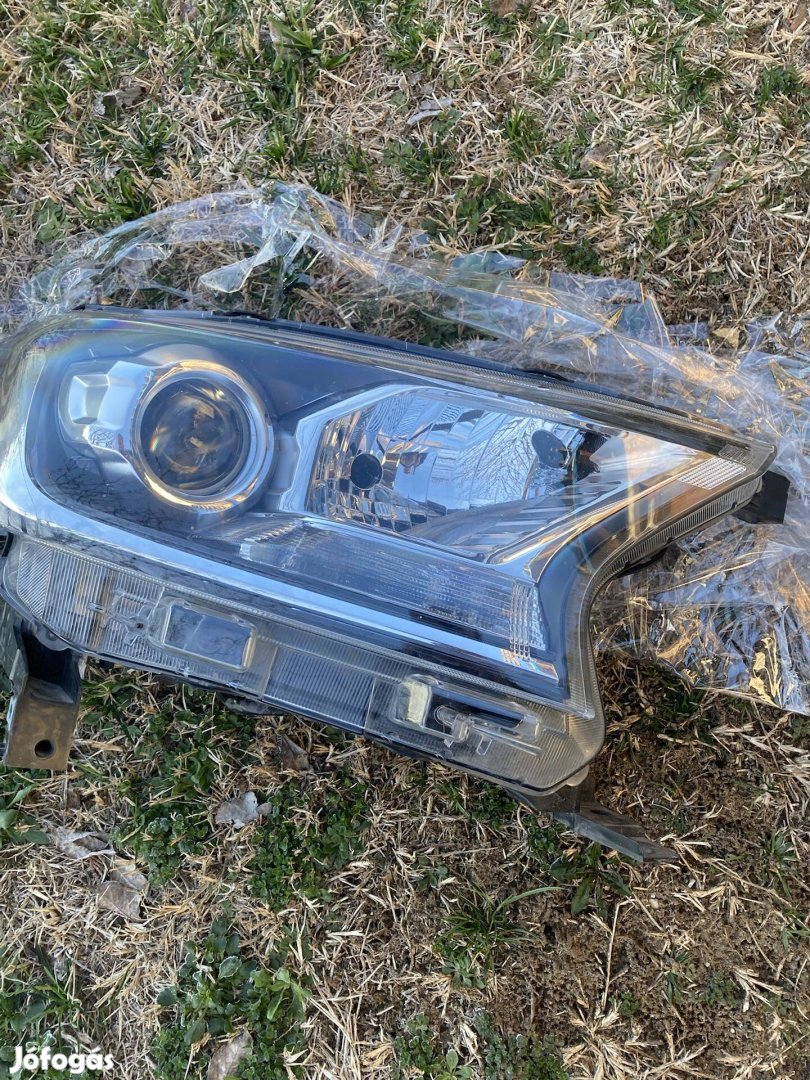 Ford Ranger jobb oldali fényszóró (2018-  )