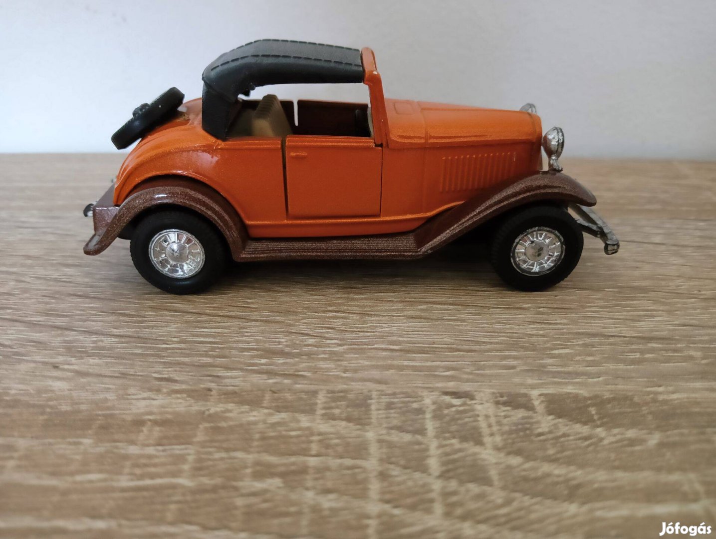 Ford Roadster Orange and Brown