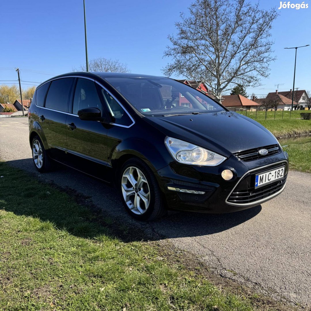 Ford S-Max 2.0 TDCi Titanium Powershift Tulajdo...