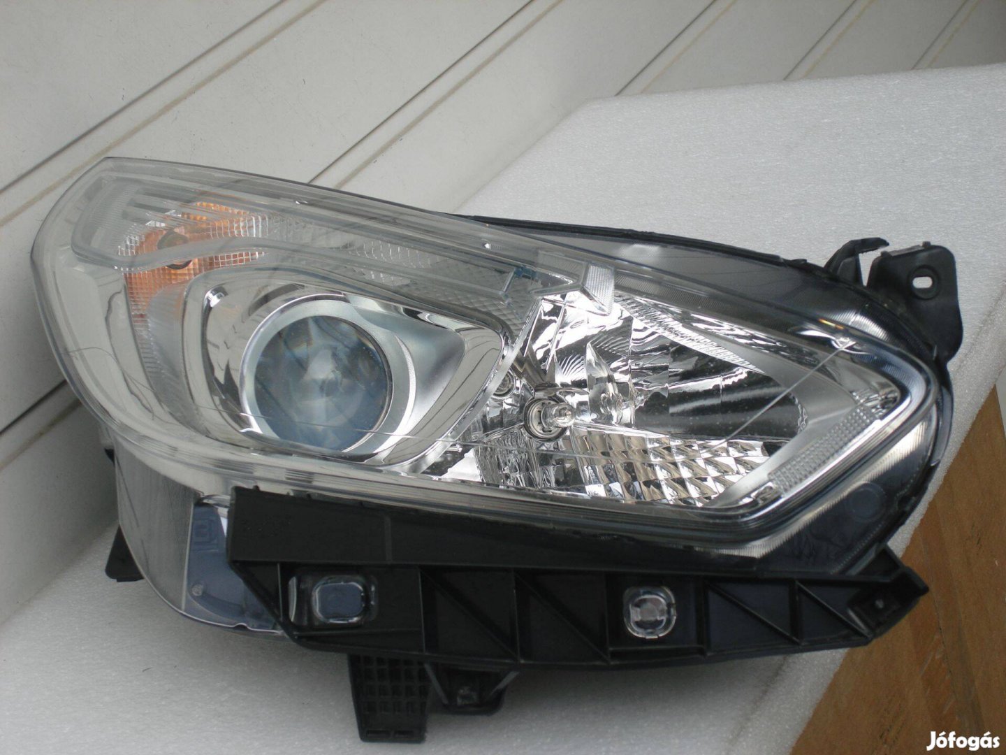 Ford S-Max Jobb első Fényszóró EM2B-13W029AJ 2015-től
