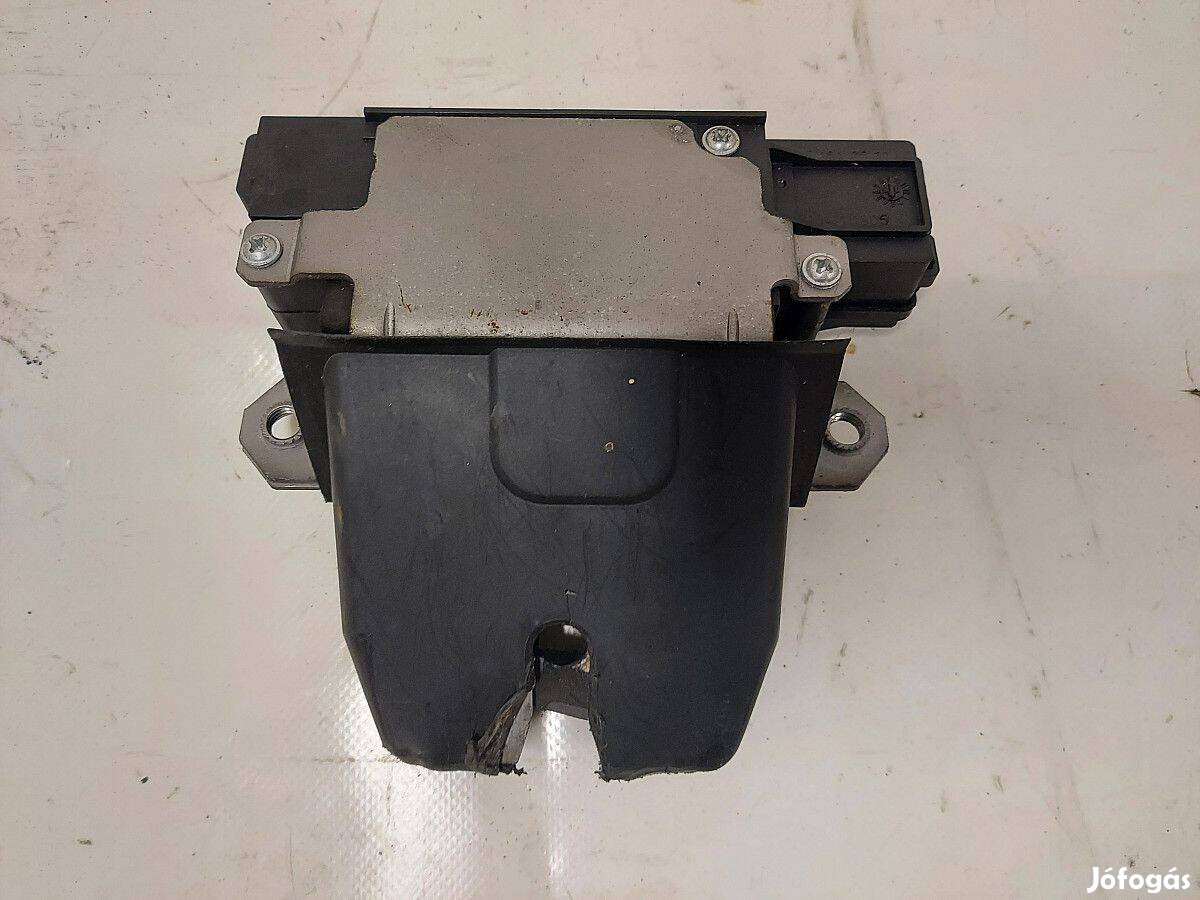 Ford S-max Kuga csomagtérajtó zár csomagtér ajtó ajtózár