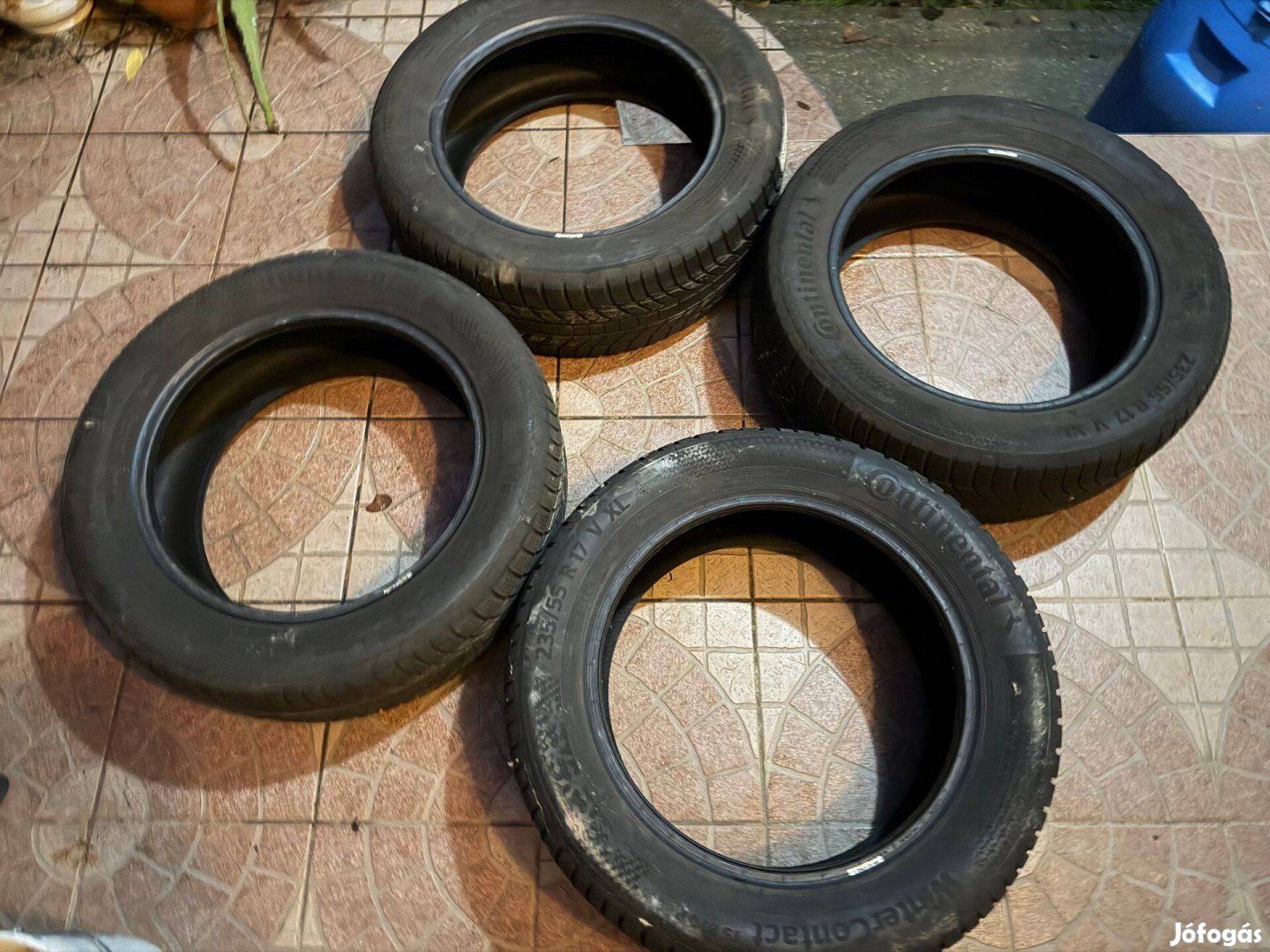 Ford S-max téli gumi 235/55 R17 Continental Wintercontact TS870P