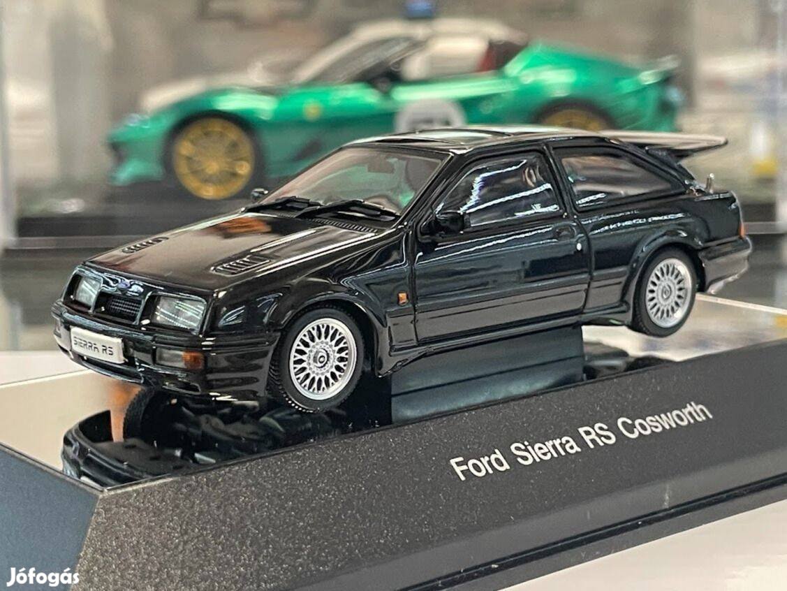 Ford Sierra RS Cosworth 1987 1:43 Autoart 52861