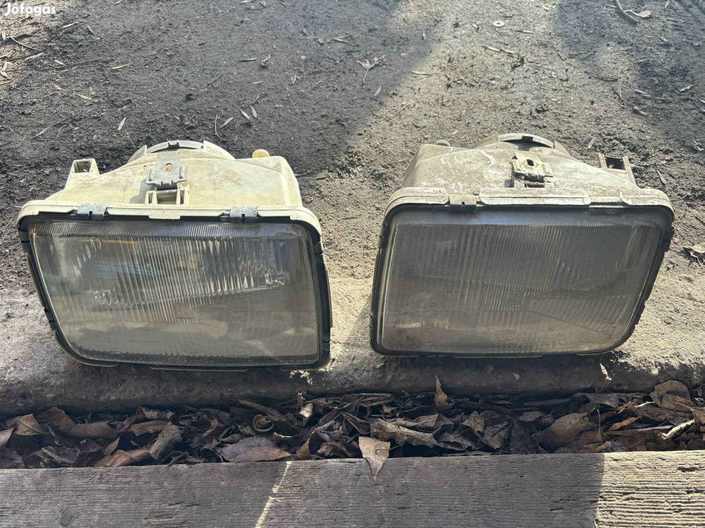 Ford Sierra első lámpa pár 