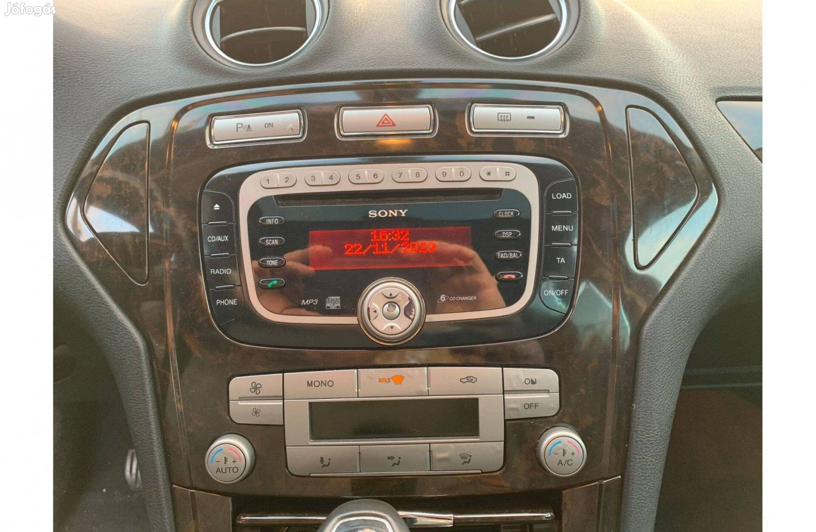 Ford Sony Cd táras 6 lemezes fejegység MP3 lejátszás