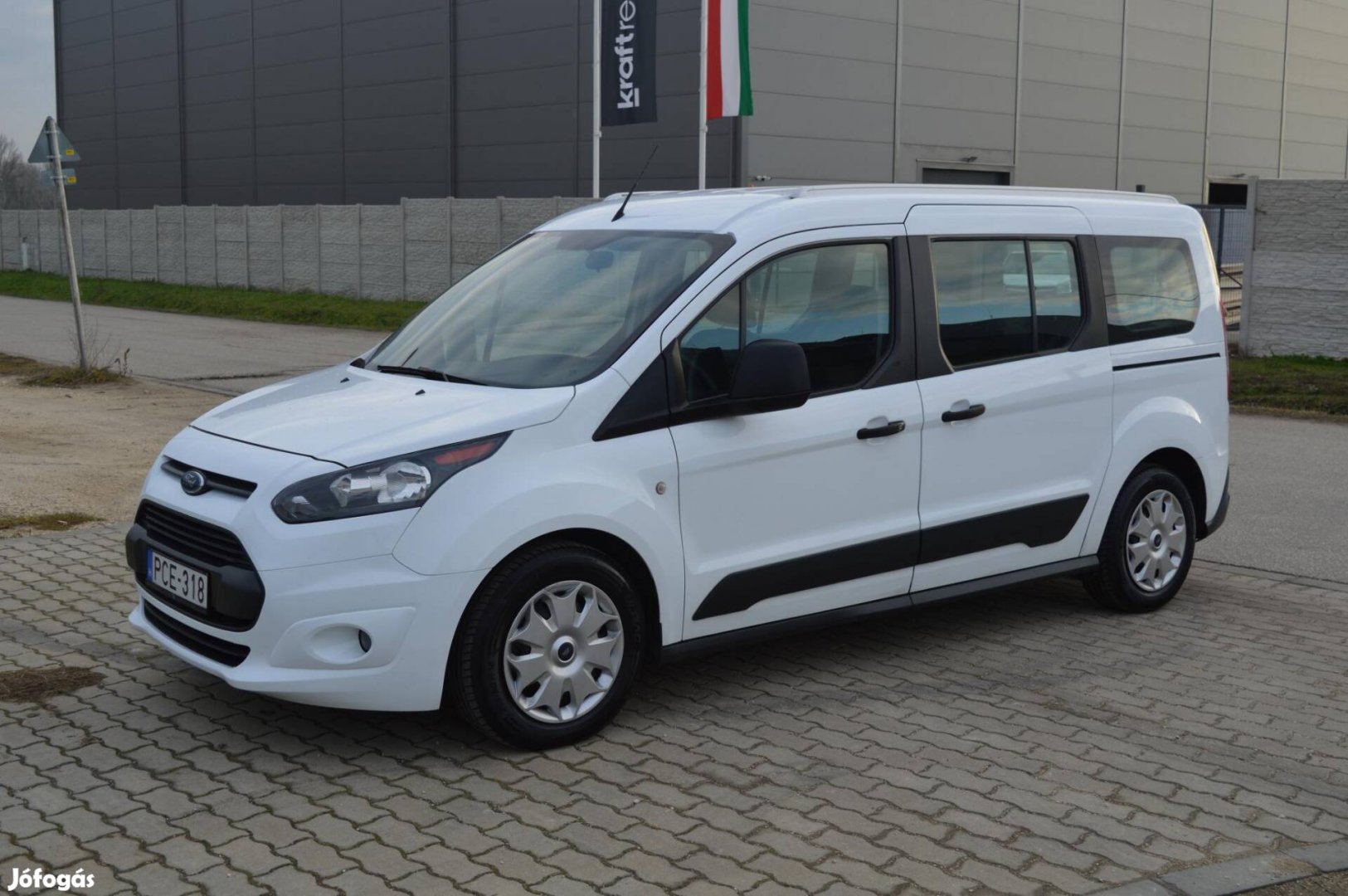 Ford Tourneo Connect 230 1.5 TDCi LWB Trend (7...