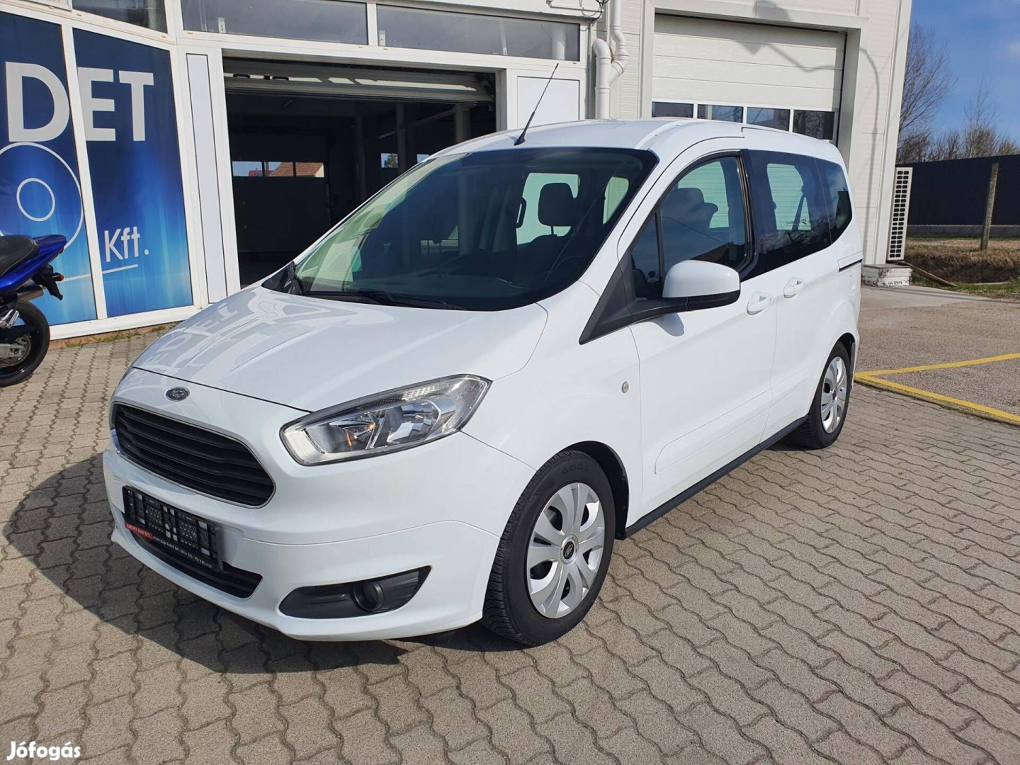 Ford Tourneo Courier 1.5 TDCi Trend Ülésfűtés....