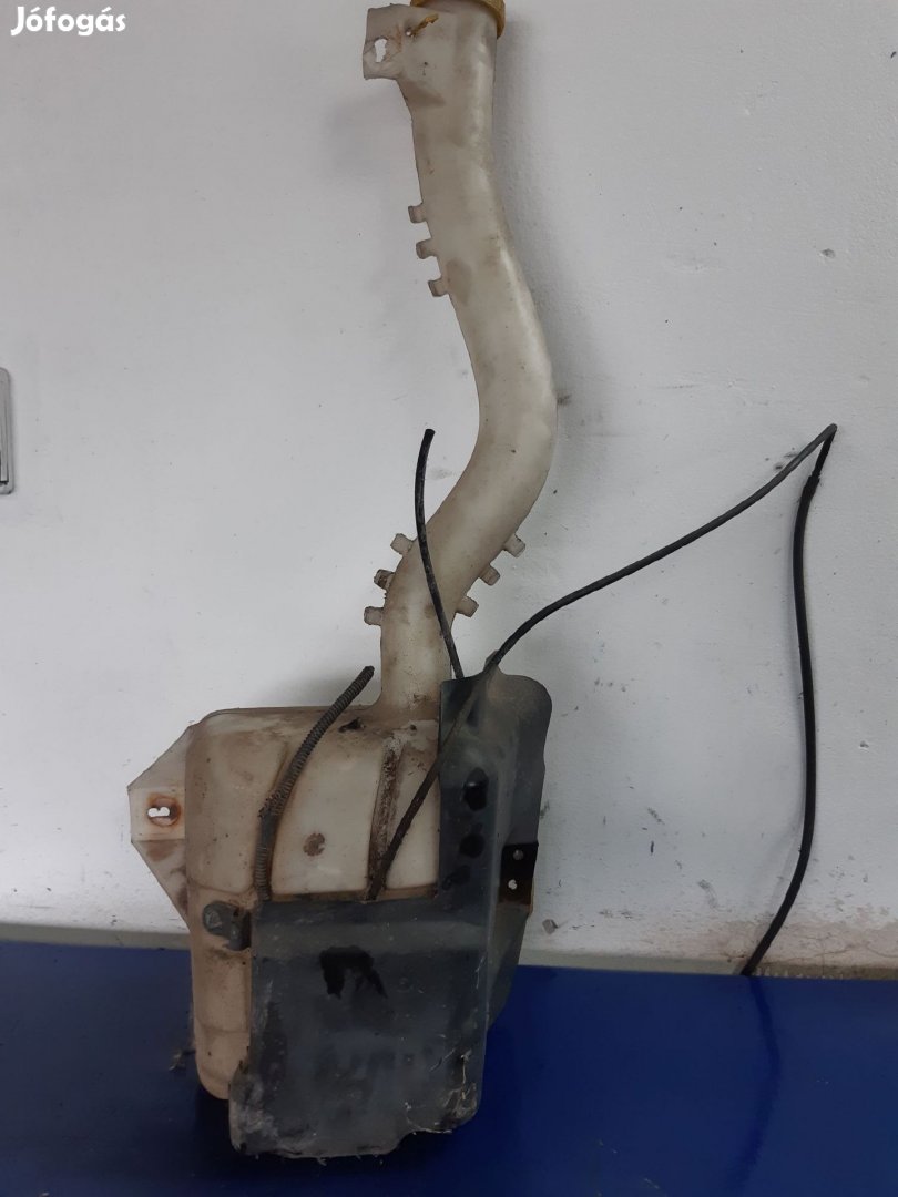 Ford Transit 00-06 Ablakmosó Tartály Ablakmosó Szivattyú