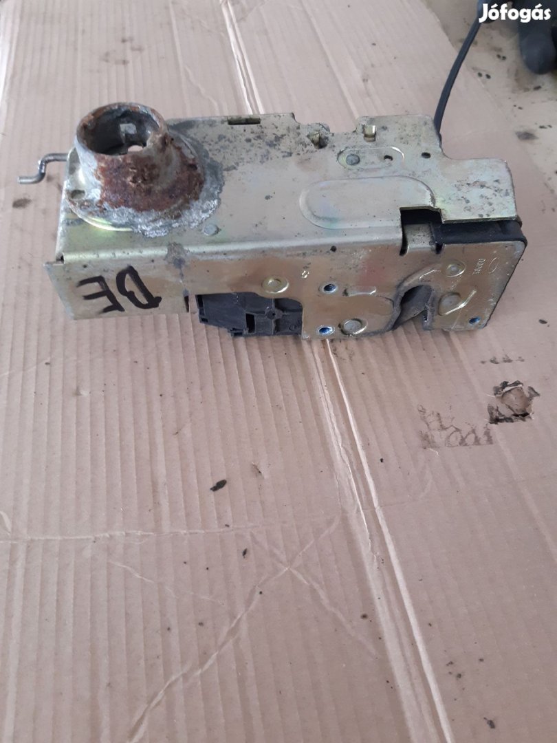 Ford Transit 00-06 Bal Első Ajtó Zárszerkezet
