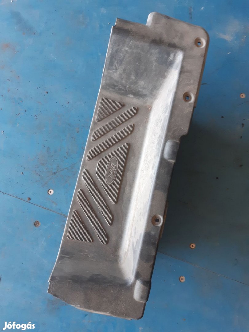 Ford Transit 00-06 Bal Fellépő
