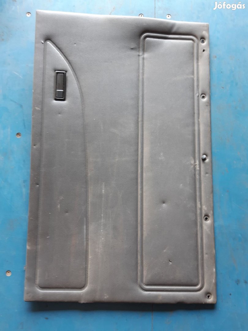 Ford Transit 00-06 Bal Hátsó Ajtókárpit