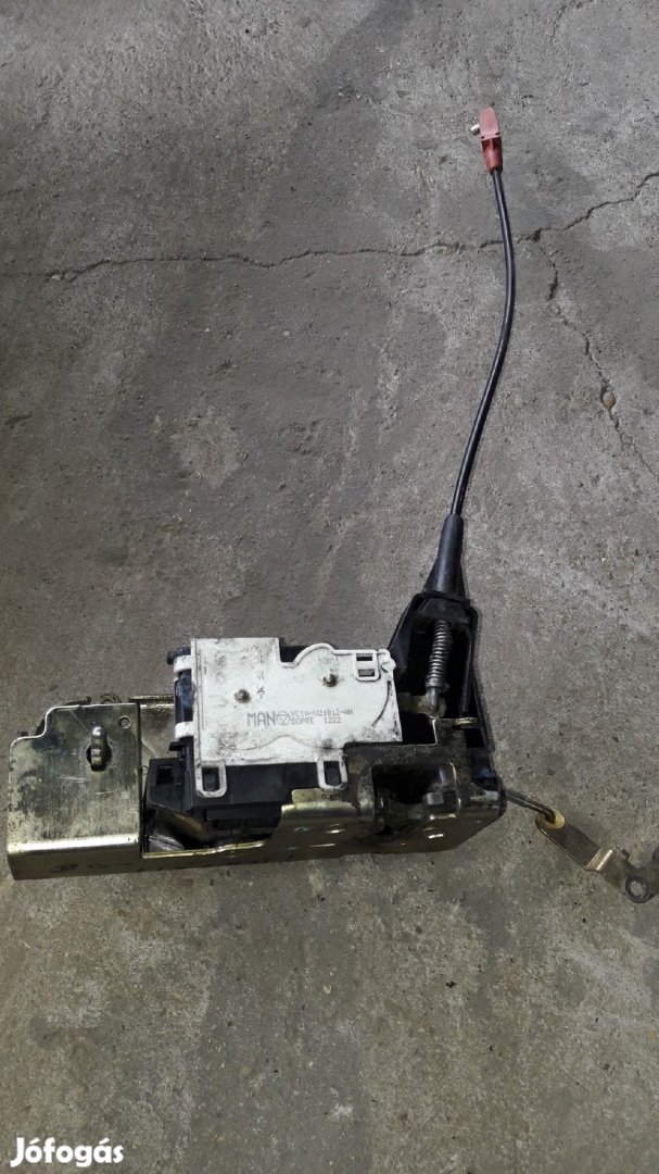 Ford Transit 00-06 Jobb Első Ajtó Zárszerkezet