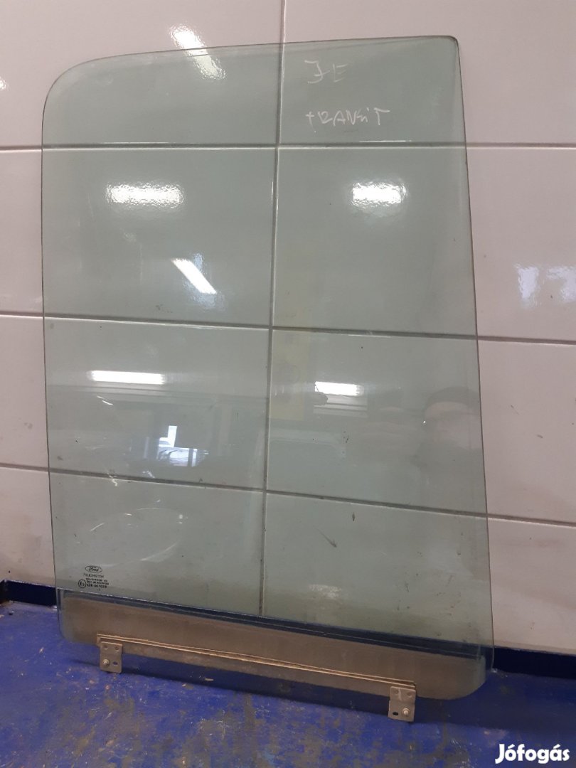 Ford Transit 00-06 Jobb Első Lejáró Ablaküveg