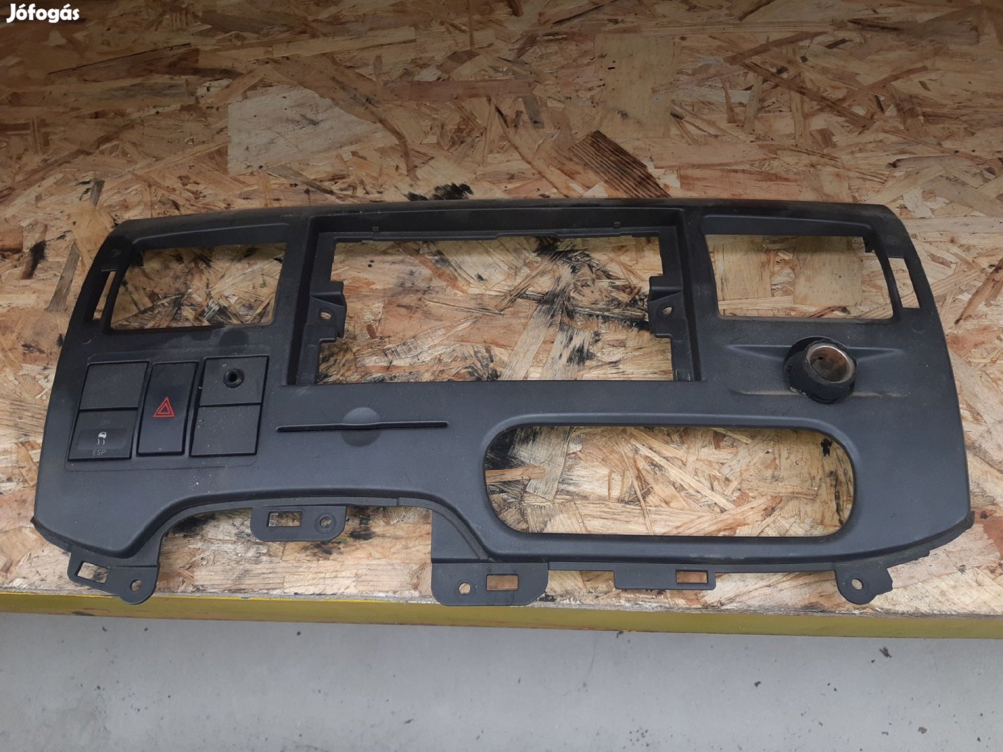 Ford Transit 00-06 Középkonzol Keret