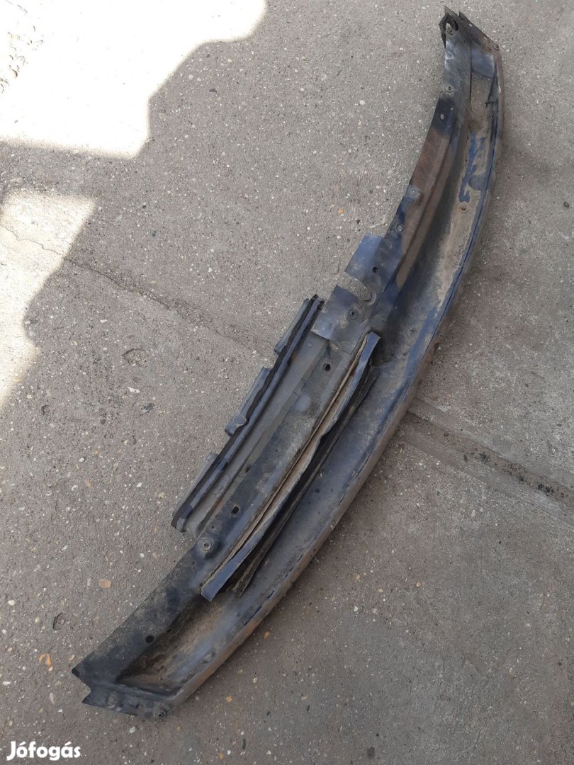 Ford Transit 00-06 Levélrács Alatti Takaró Burkolat