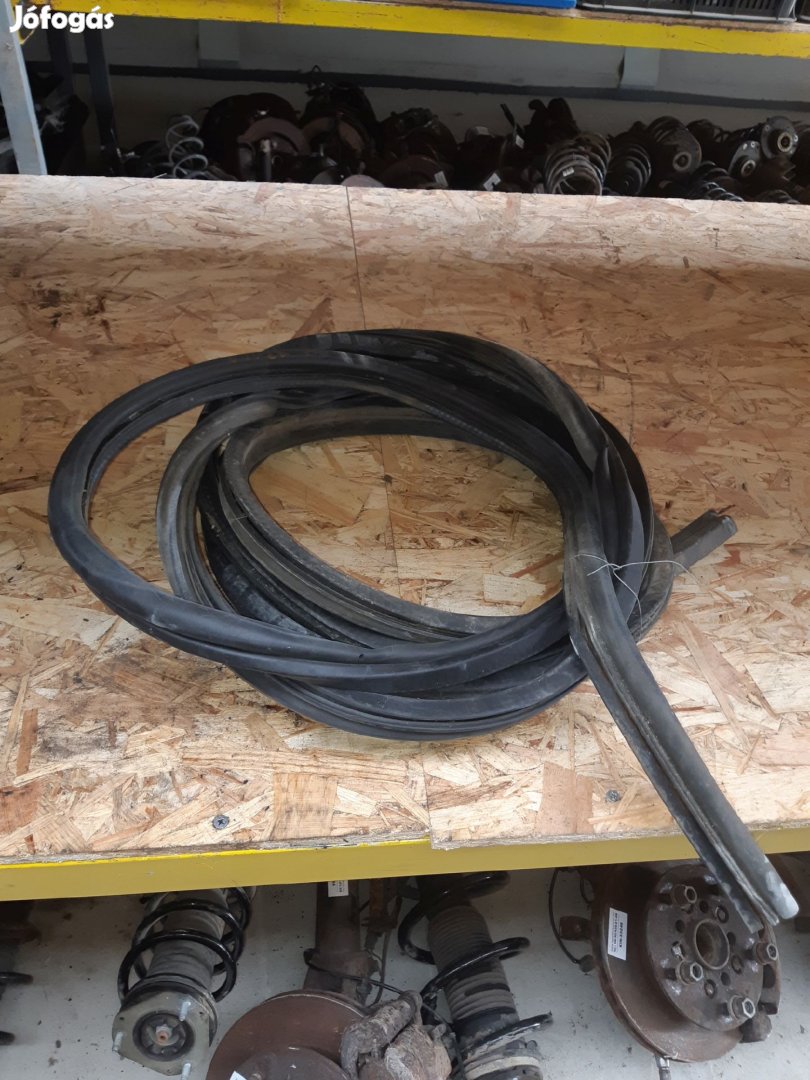 Ford Transit 06-13 Jobb Tolóajtó Gumikéder