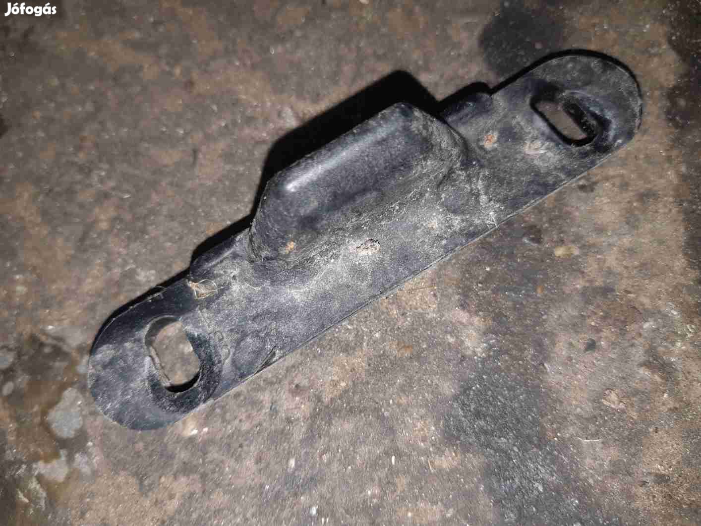 Ford Transit 06-13 Jobb Tolóajtó Ütköző