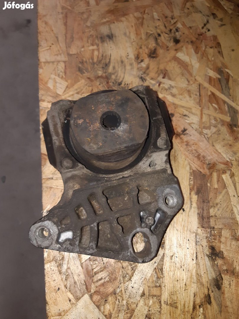 Ford Transit 06-13 Motortartó Bak