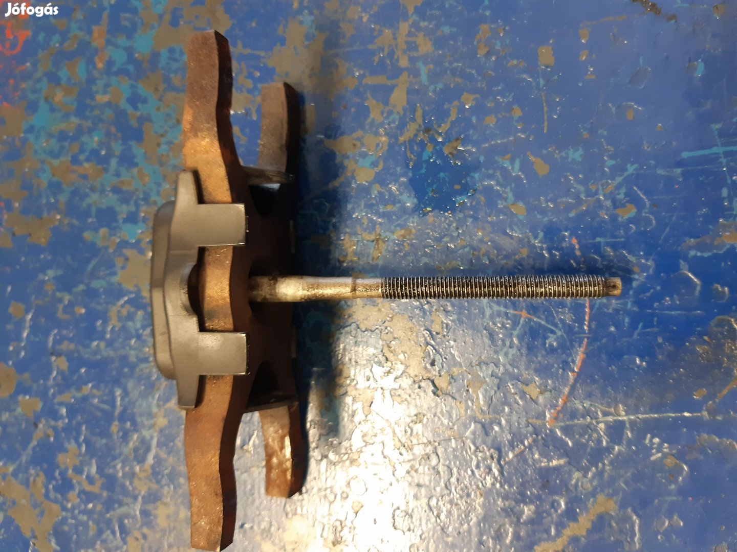 Ford Transit 06-13 Porlasztó Leszorító