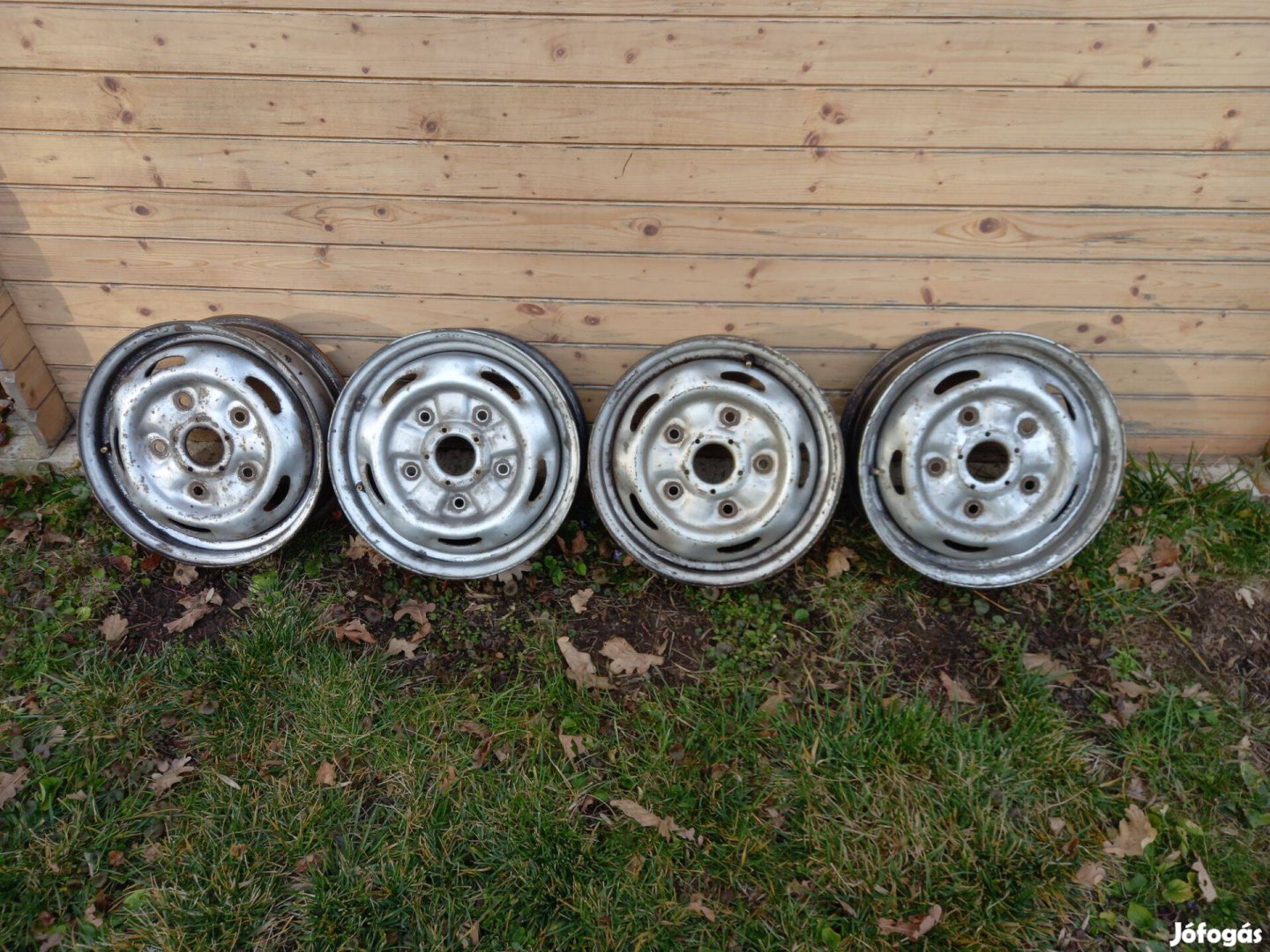 Ford Transit 15 colos felni garnitúra