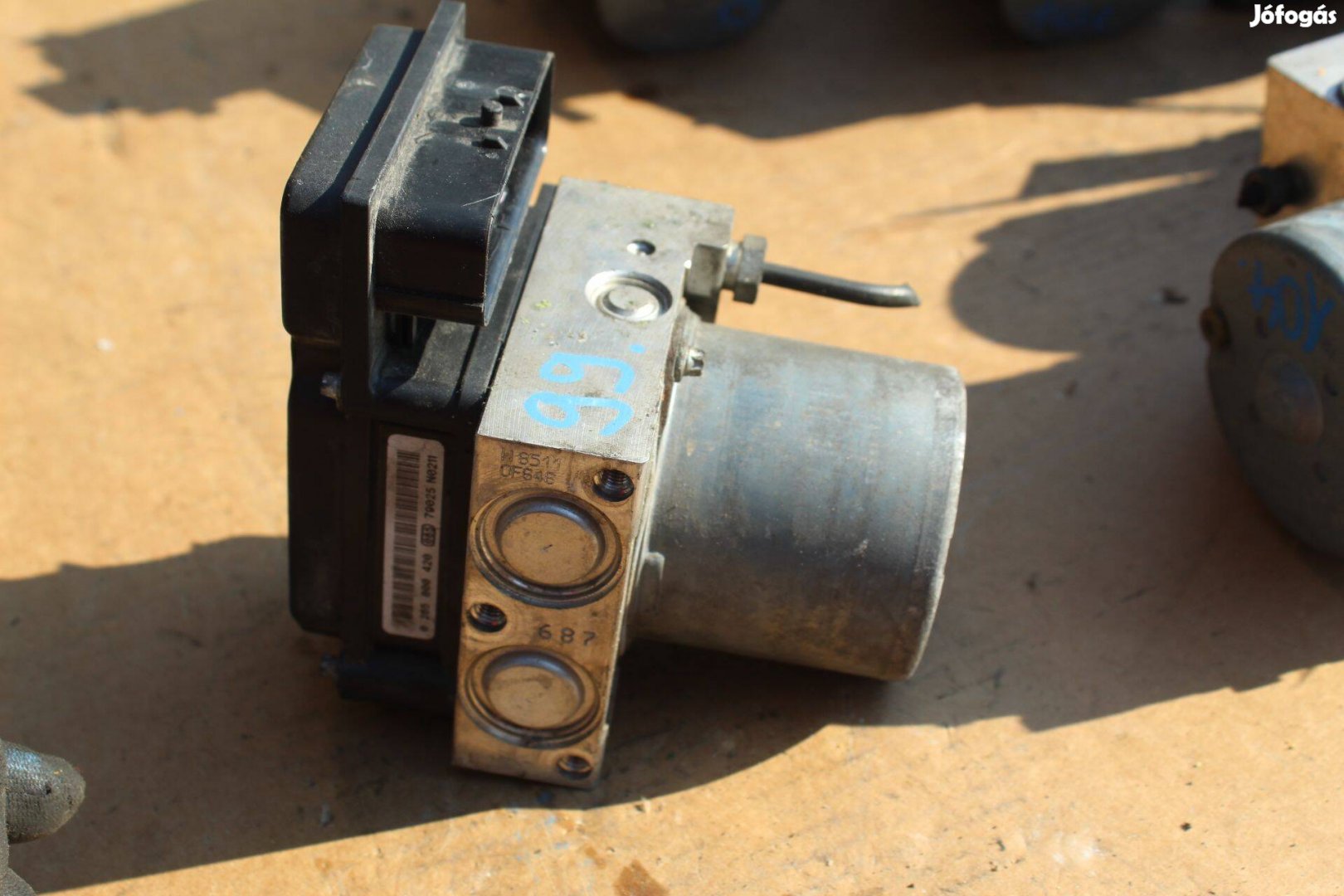 Ford Transit 2006-2014 ABS kocka 6C11-2M110-Ad (99)