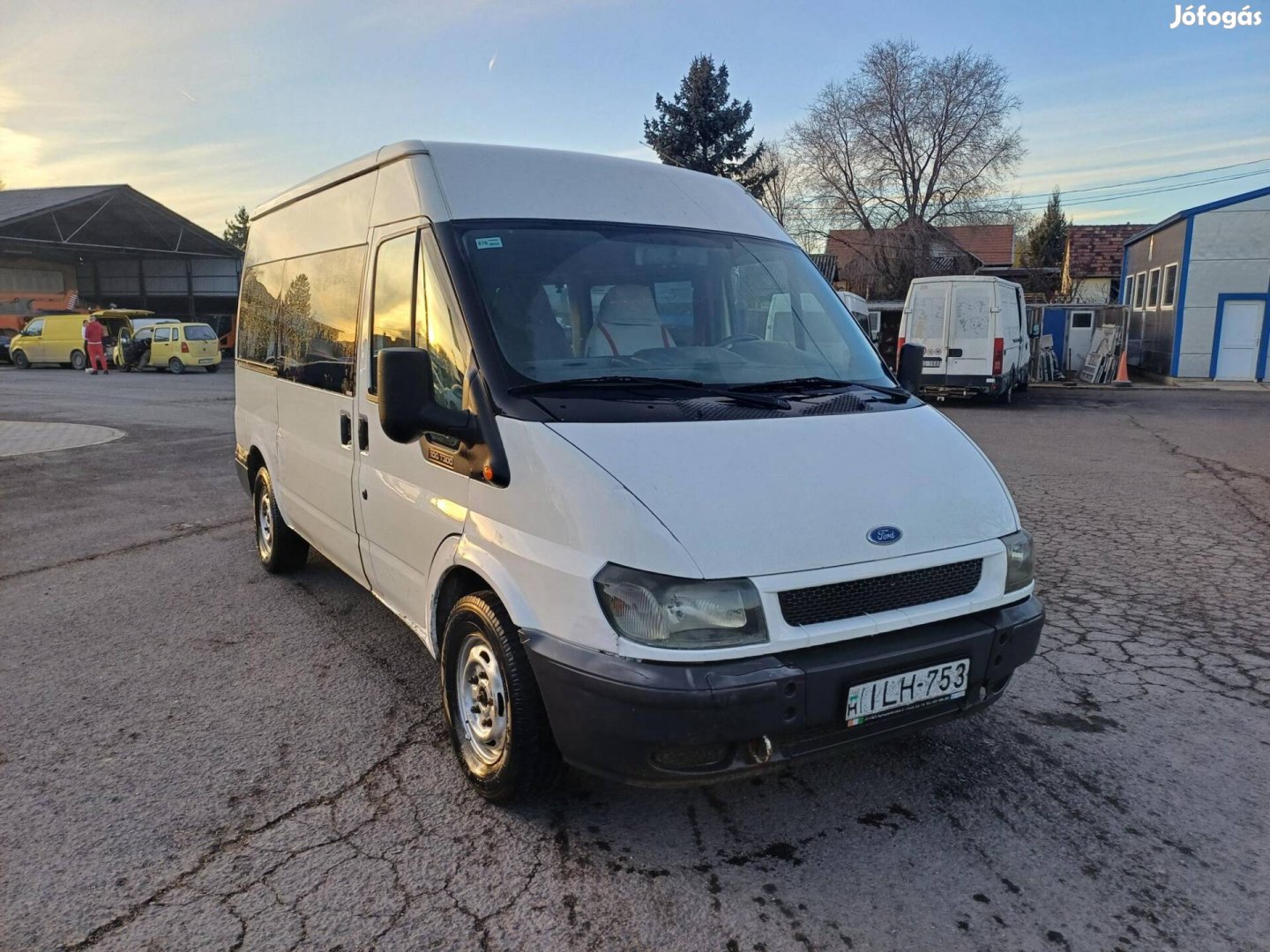 Ford Transit 2.0 DI 280 M TDE 9fős ! Autóbeszám...