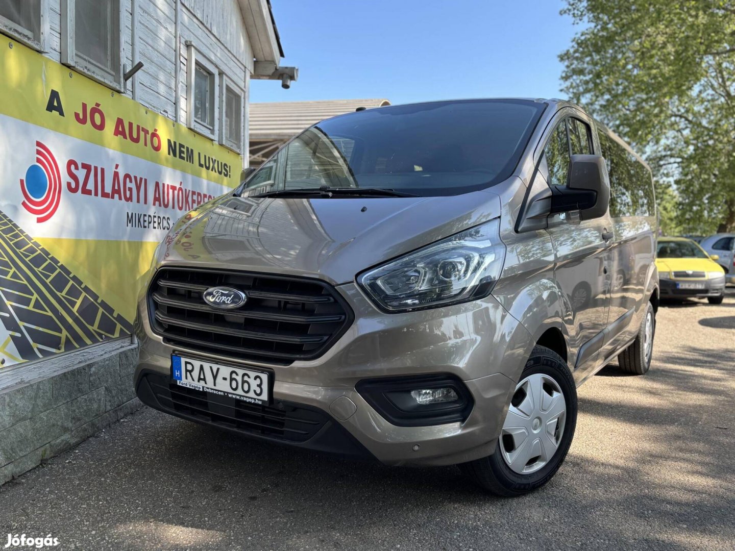 Ford Transit 2.0 TDCi 310 L2H2 Trend (8 személy...