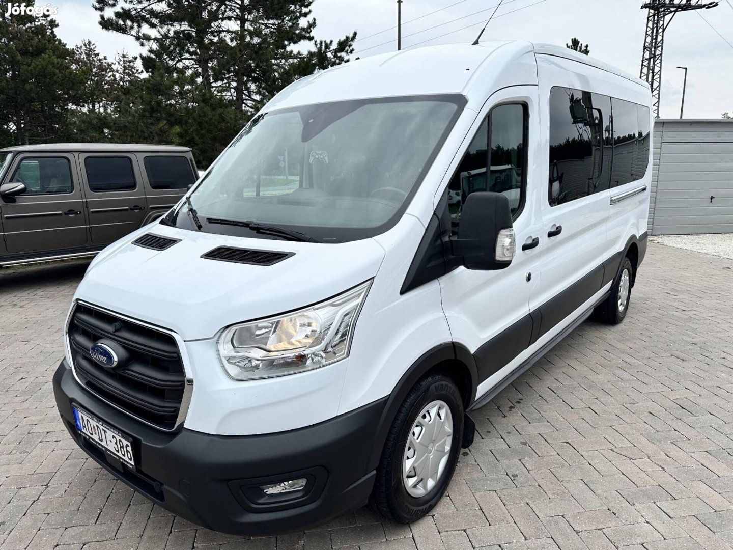 Ford Transit 2.0 TDCi 330 L2H2 Trend (9 személy...
