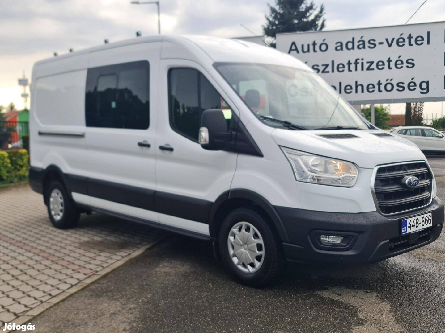 Ford Transit 2.0 TDCi 330 LWB Trend (6 személye...