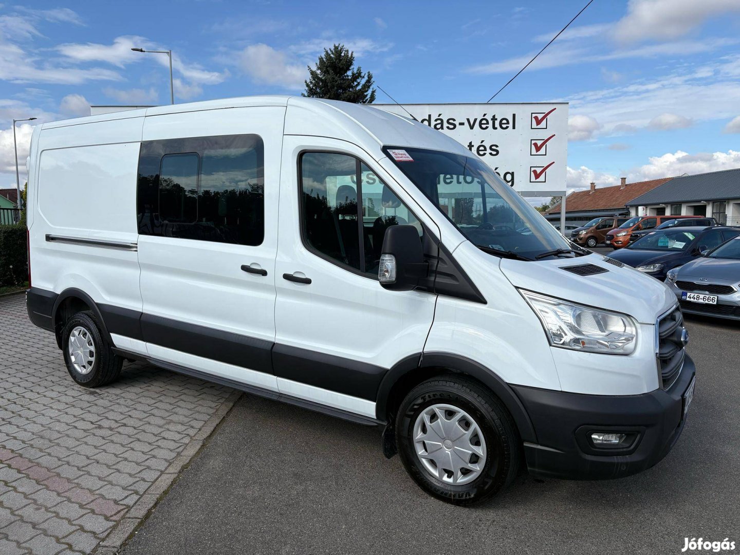 Ford Transit 2.0 TDCi 330 LWB Trend (6 személye...