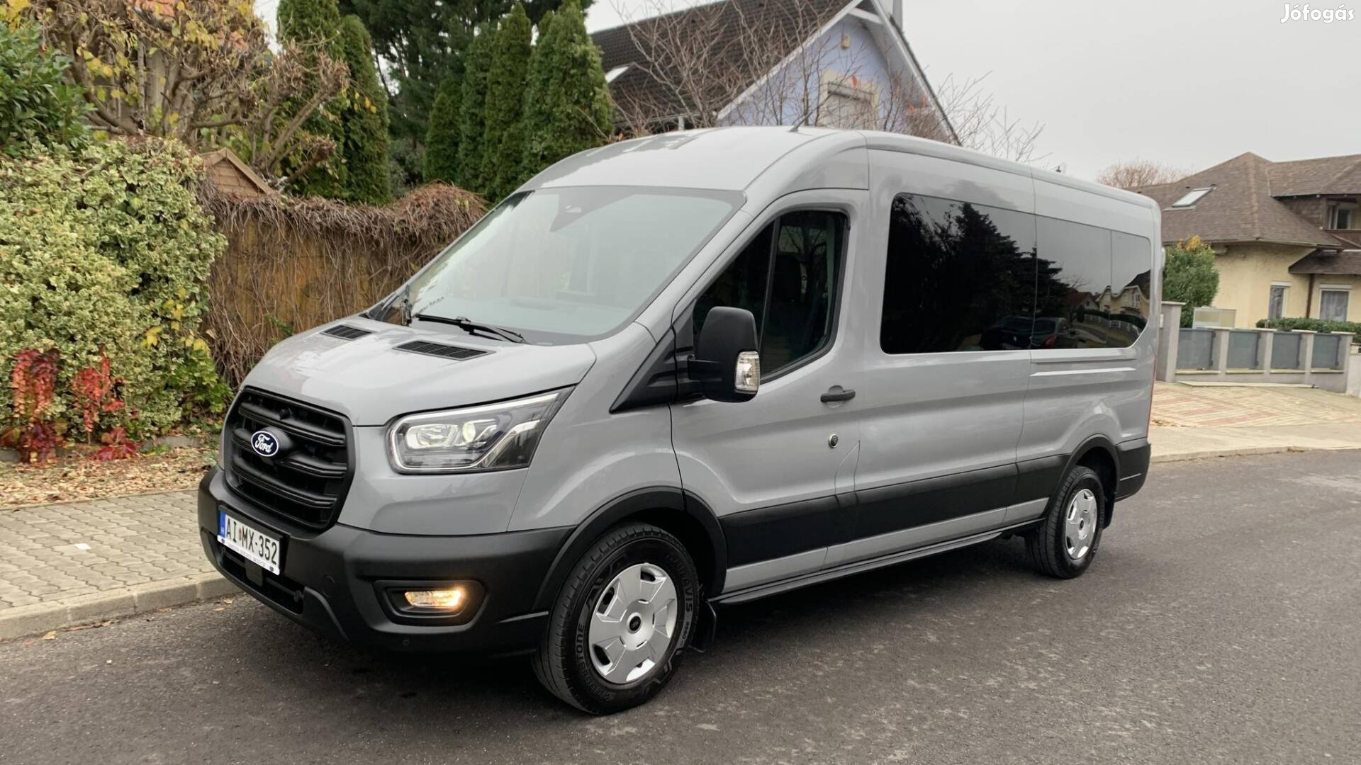 Ford Transit 2.0 TDCi 350 L3H2 Limited (9 szemé...