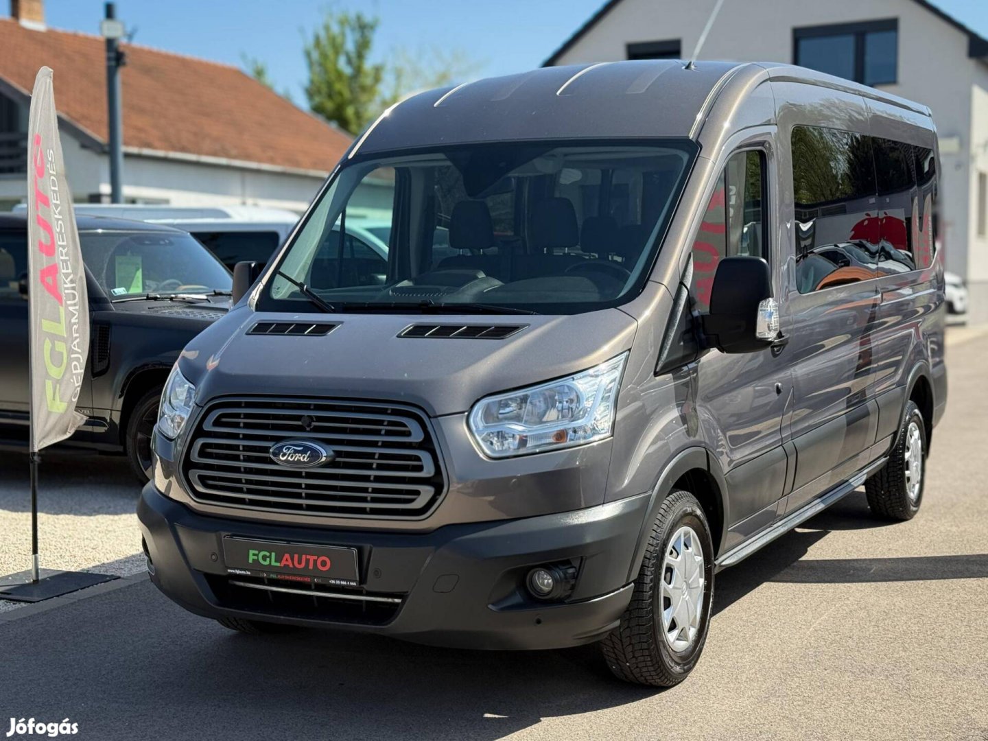 Ford Transit 2.0 TDCi 350 L3H2 Limited (9 szemé...