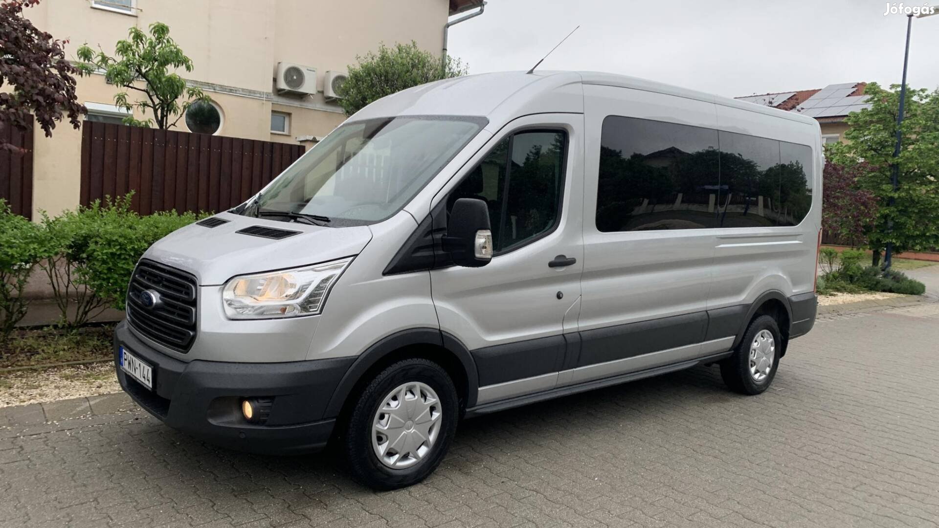 Ford Transit 2.0 TDCi 350 L3H2 Trend (9 személy...