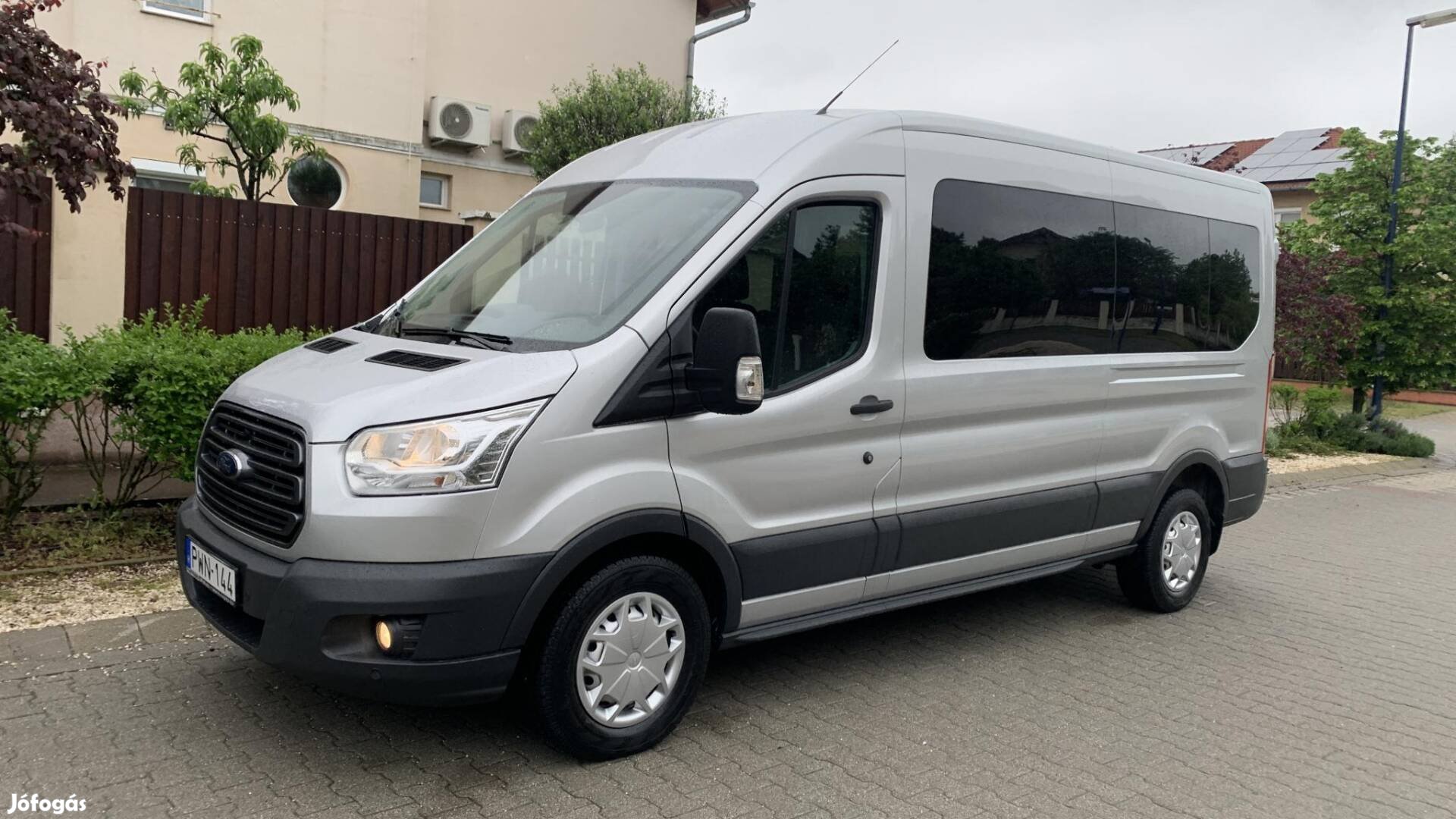 Ford Transit 2.0 TDCi 350 L3H2 Trend (9 személy...